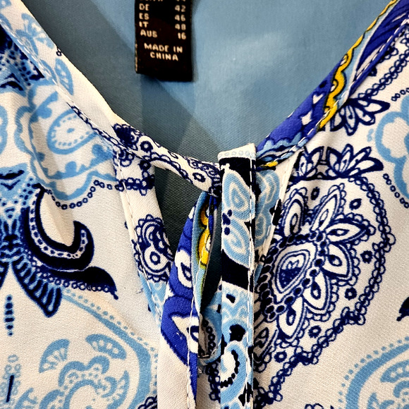 Adrianna Papell Floral Maxi Dress Size 12 Blue w Tassel Tie Front Stretch Waist - Picture 5 of 16